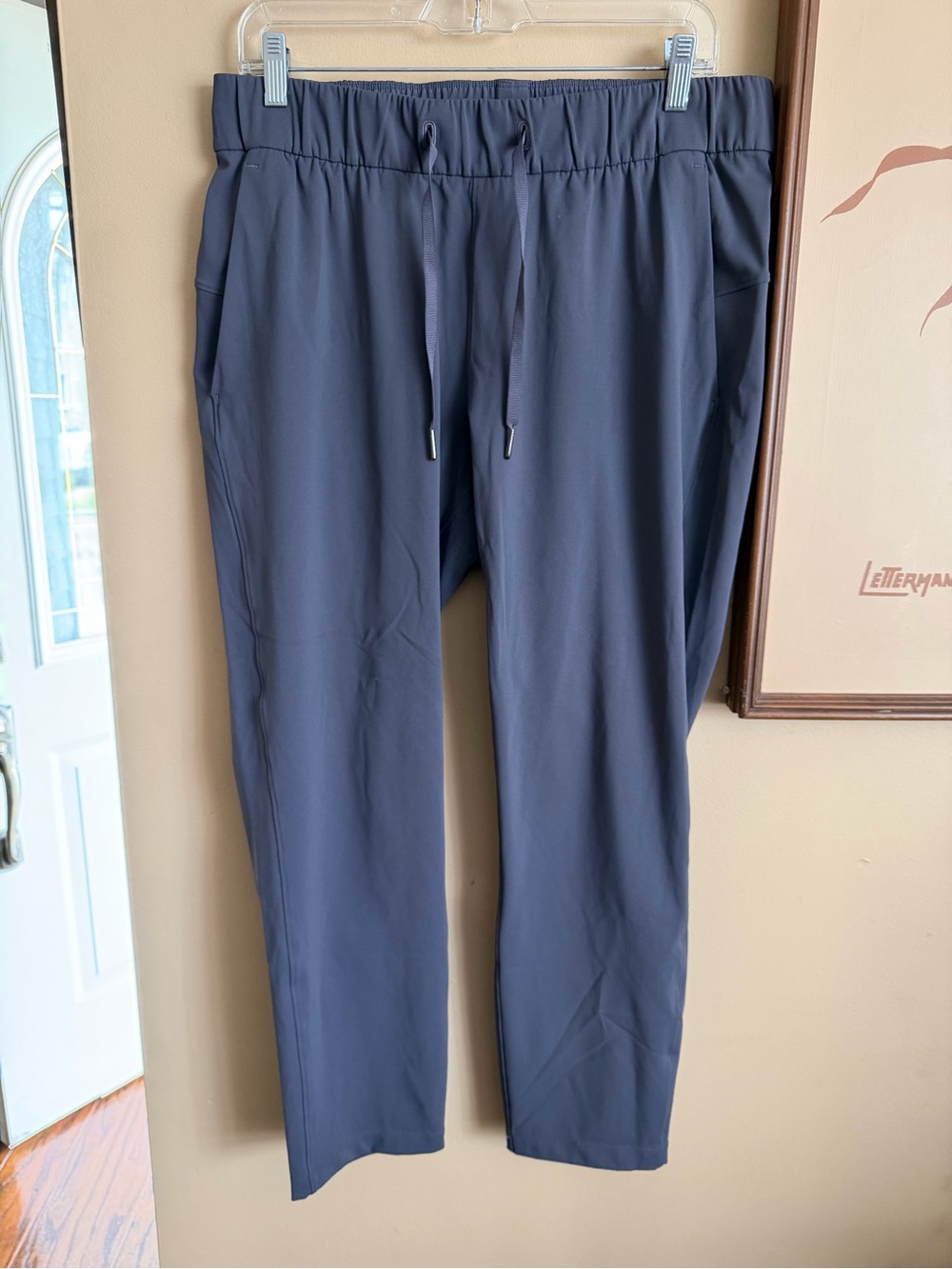 Lululemon On The Fly Pant in grey size 10 - Picture 6 of 13